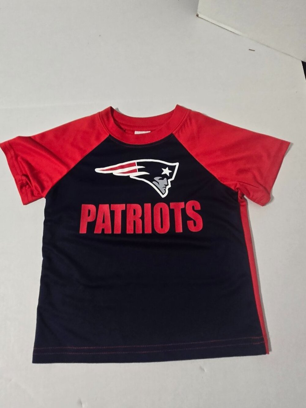 ๐ New England Patriots NFL Toddler 2T T-Shirt โ Red & Navy